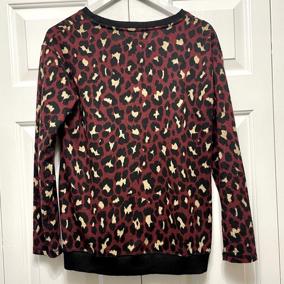 3/15 💚Nordstrom Alexander Jordan crewneck burgundy leopard animal print sweater - Picture 2 of 4